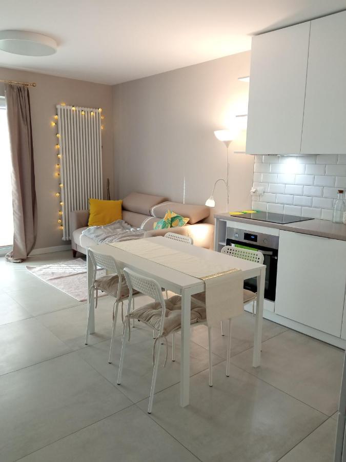 Zloty Apartament Bokserska Warschau Exterior foto